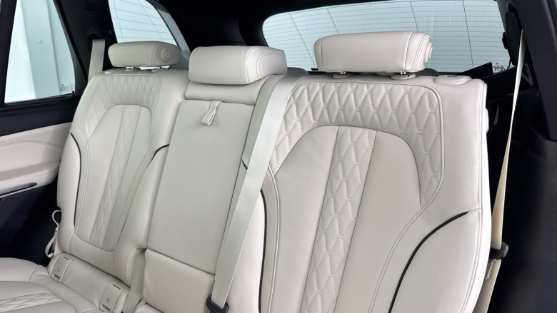 BMW X5 xDrive40d MHT M Sport 5dr Auto [7 Seat/Tech/Pro] Diesel Estate